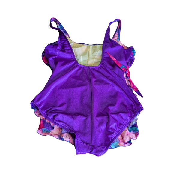 Christina Peplum Hem 80s / 90s Vintage Low Cut Back One Piece Floral Swimsuit - Picture 5 of 10